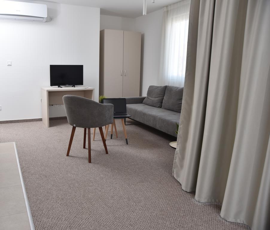 Kozle City Apartments Skopje Room photo