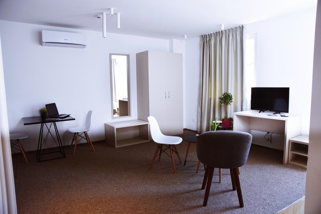 Kozle City Apartments Skopje Room photo
